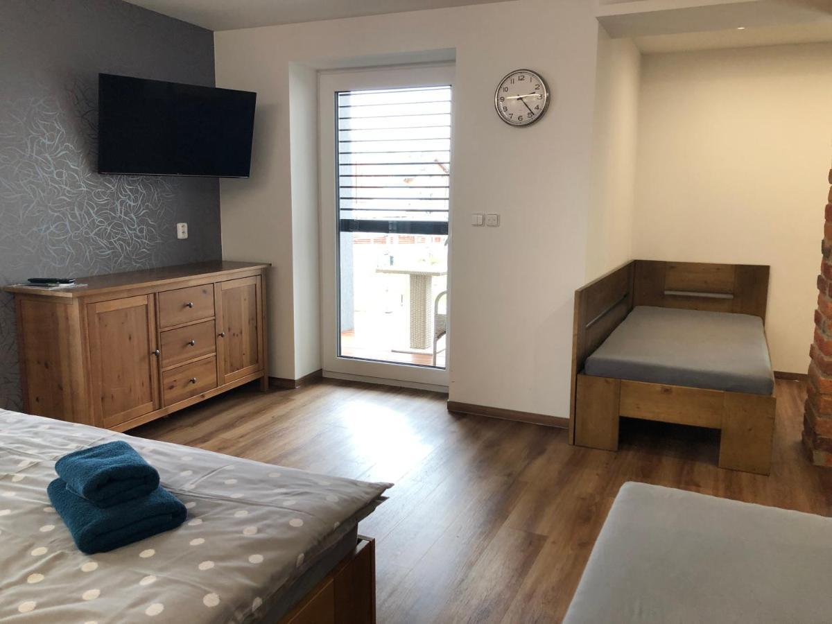Anico Apartmany Dolni Benesov Exterior foto