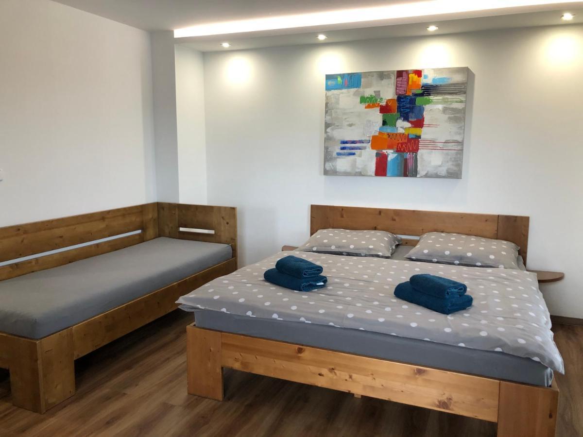 Anico Apartmany Dolni Benesov Exterior foto