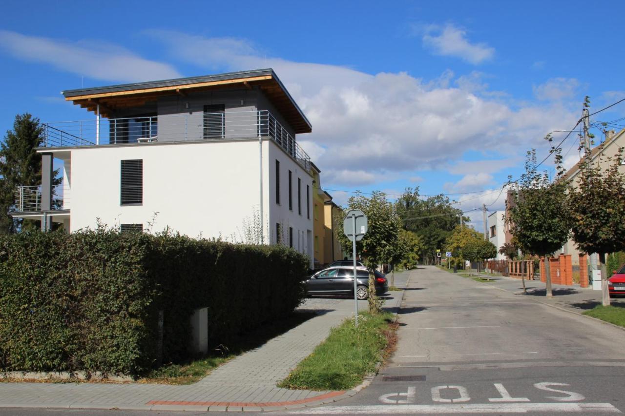Anico Apartmany Dolni Benesov Exterior foto